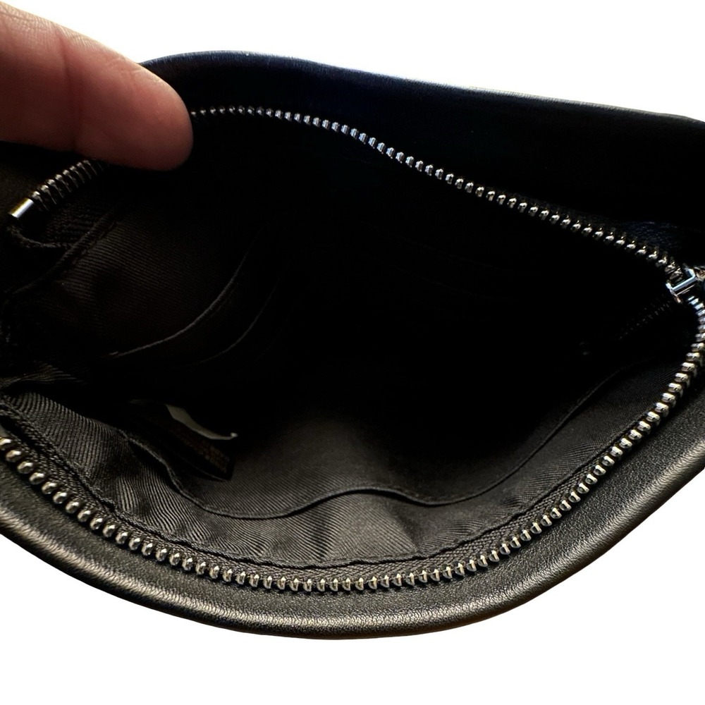 Vince Camuto Black Crossbody Bag Small Pebbled leather Classic Festival Travel - Picture 5 of 7